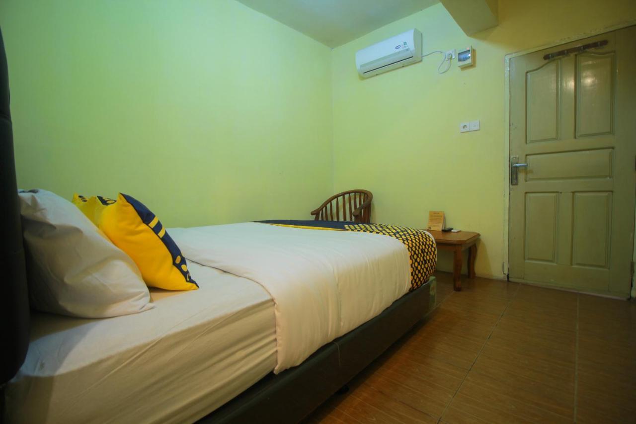 Spot On 2305 Andys Nur Penginapan Dumai Extérieur photo