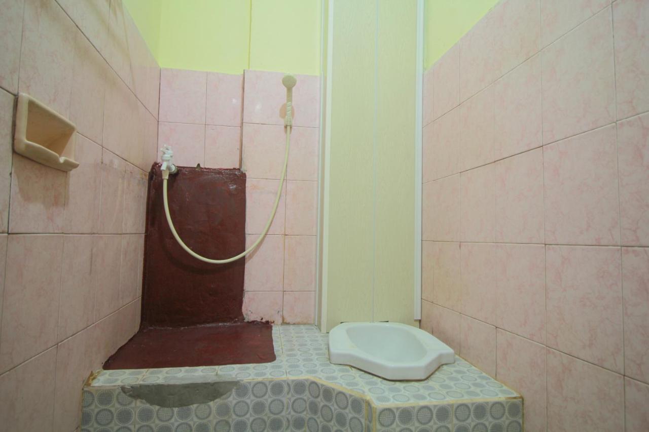 Spot On 2305 Andys Nur Penginapan Dumai Extérieur photo