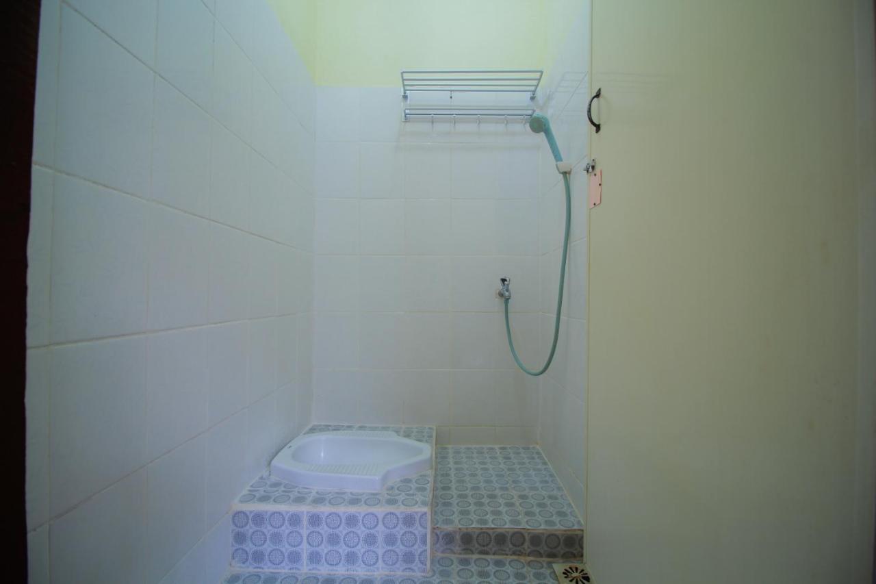 Spot On 2305 Andys Nur Penginapan Dumai Extérieur photo